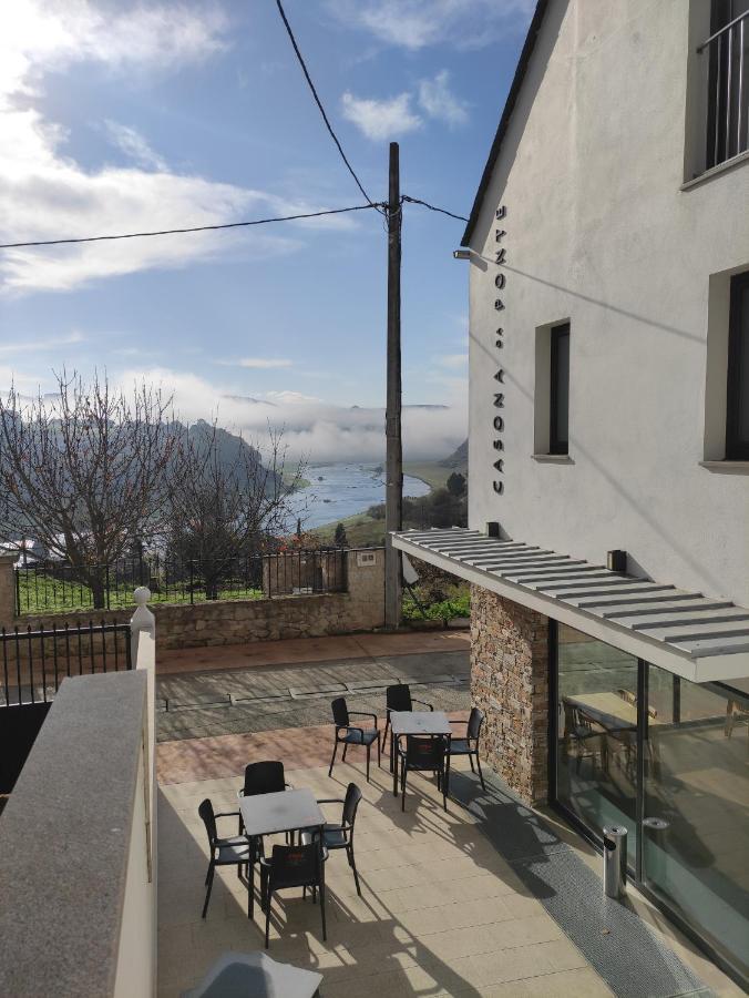 Hotel Casona Da Ponte à Portomarín Extérieur photo