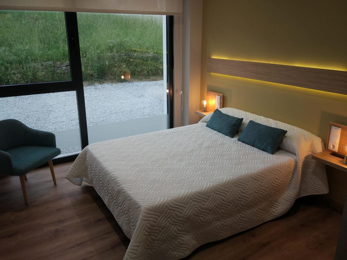 Hotel Casona Da Ponte à Portomarín Extérieur photo